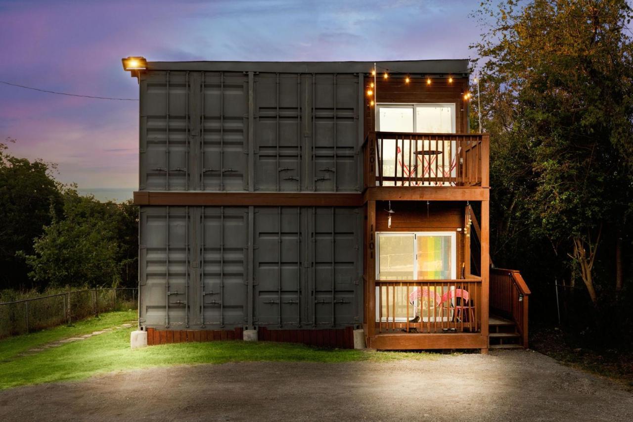 Divine Cargo San Antonio Exterior foto
